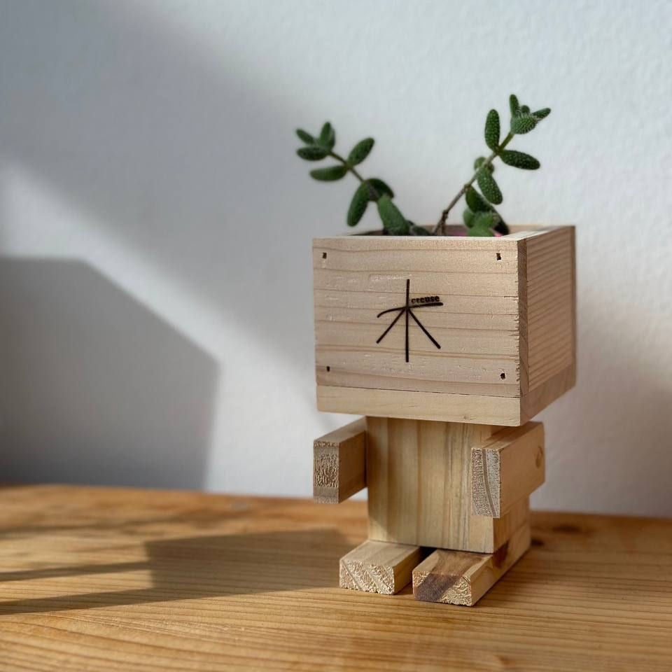 robot pot plant Robot Planter