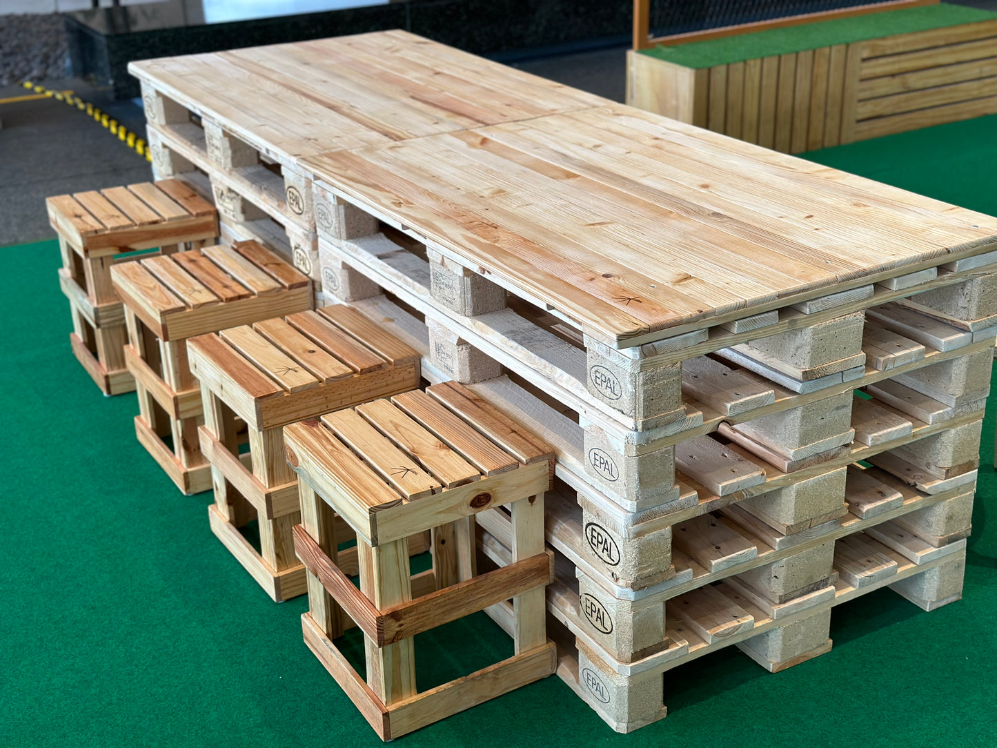 Recycled Pallet Tables with Table Top